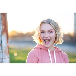 Meet your Posher, Emma